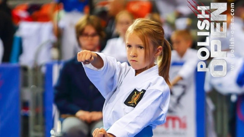 Czy wiesz że kata w karate to nie tylko zestaw technik, ale także kluczowy element rozwoju zawodnika?